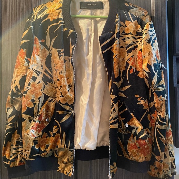 Zara Velvet Bomber Jacket - Picture 3 of 7